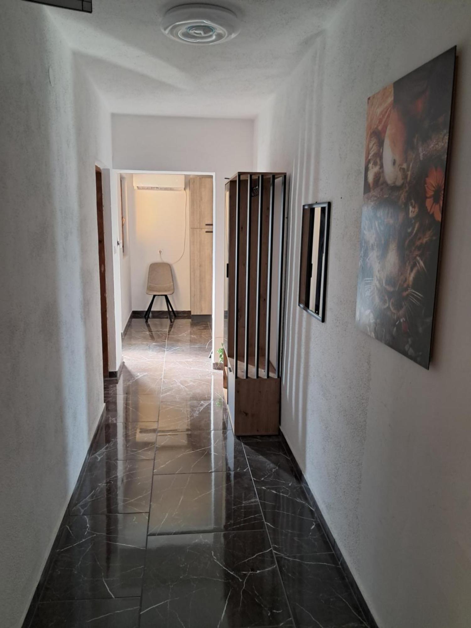 Apartments Mara Bela Karlobag Extérieur photo